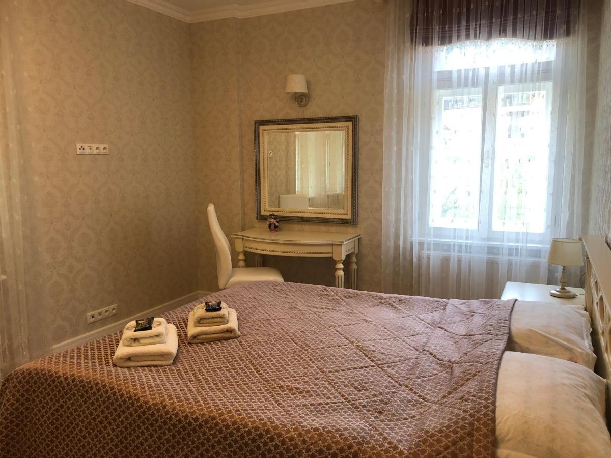 Apartman St. Vladimir Kirche Apartment Mariánské Lázně Екстериор снимка